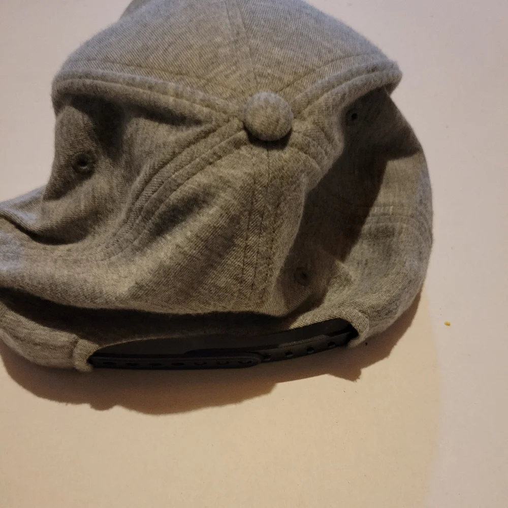 Hat - Picture 2 of 2